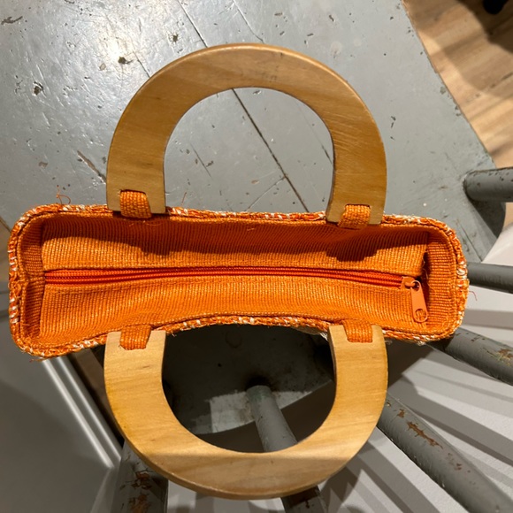 Super Cute Vintage Style Wooden Handle Bag - Picture 13 of 16